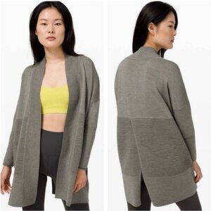 Lululemon Sit In Lotus Wrap II Sz 8 In Heathered Grey Sage
